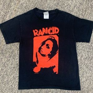 ❤︎︎❤︎︎❤︎︎🆂🅾︎🅻🅳❤︎︎❤︎︎❤︎︎Rancid Red Girl Graphic T-shirt vintage Machete-2004